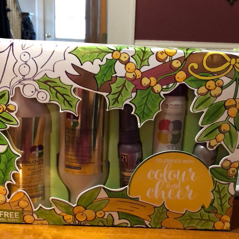Pureology fullfyl shampoo/conditioner w/ 3 sample